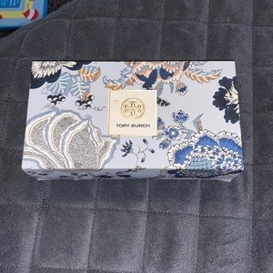 TORY BURCH DELUXE MINI SET
